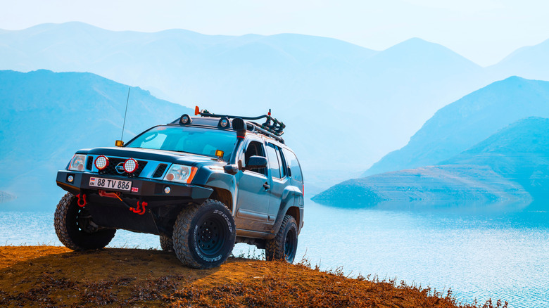 4x4 nissan xterra pro 4x with 88tv886 plate number,RIF metal bumper, Dunlop tiers on 13.12.2021 Kotayk, Armenia