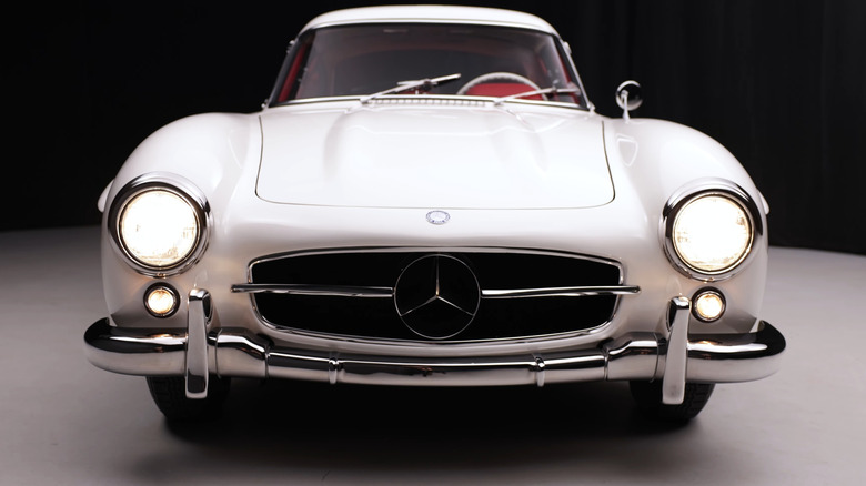 Front of a 1955 Mercedes-Benz 300 SL Gullwing coupe