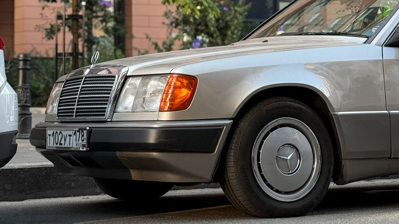 The front end of a Mercedes-Benz W124