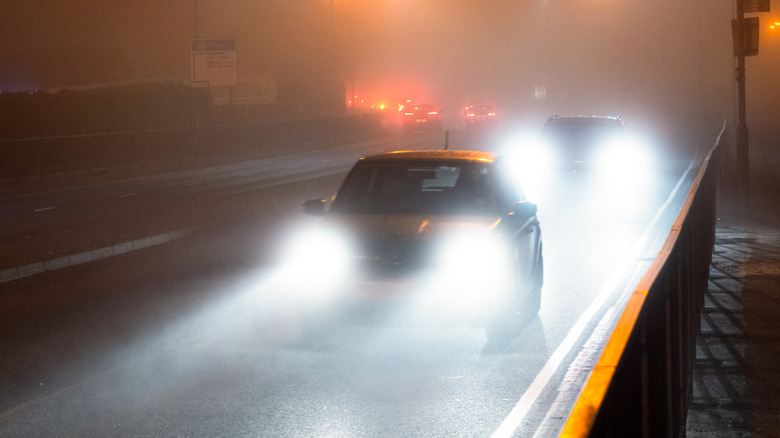 Video showing Consumer Reports' headlight testing