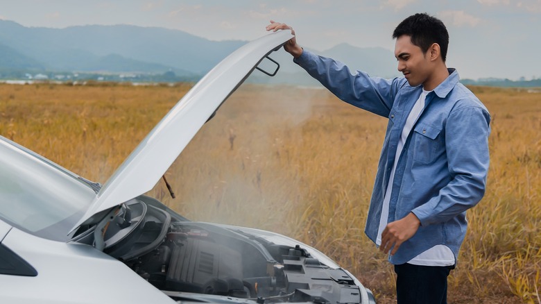 Grille of a ample Ram pickup truck