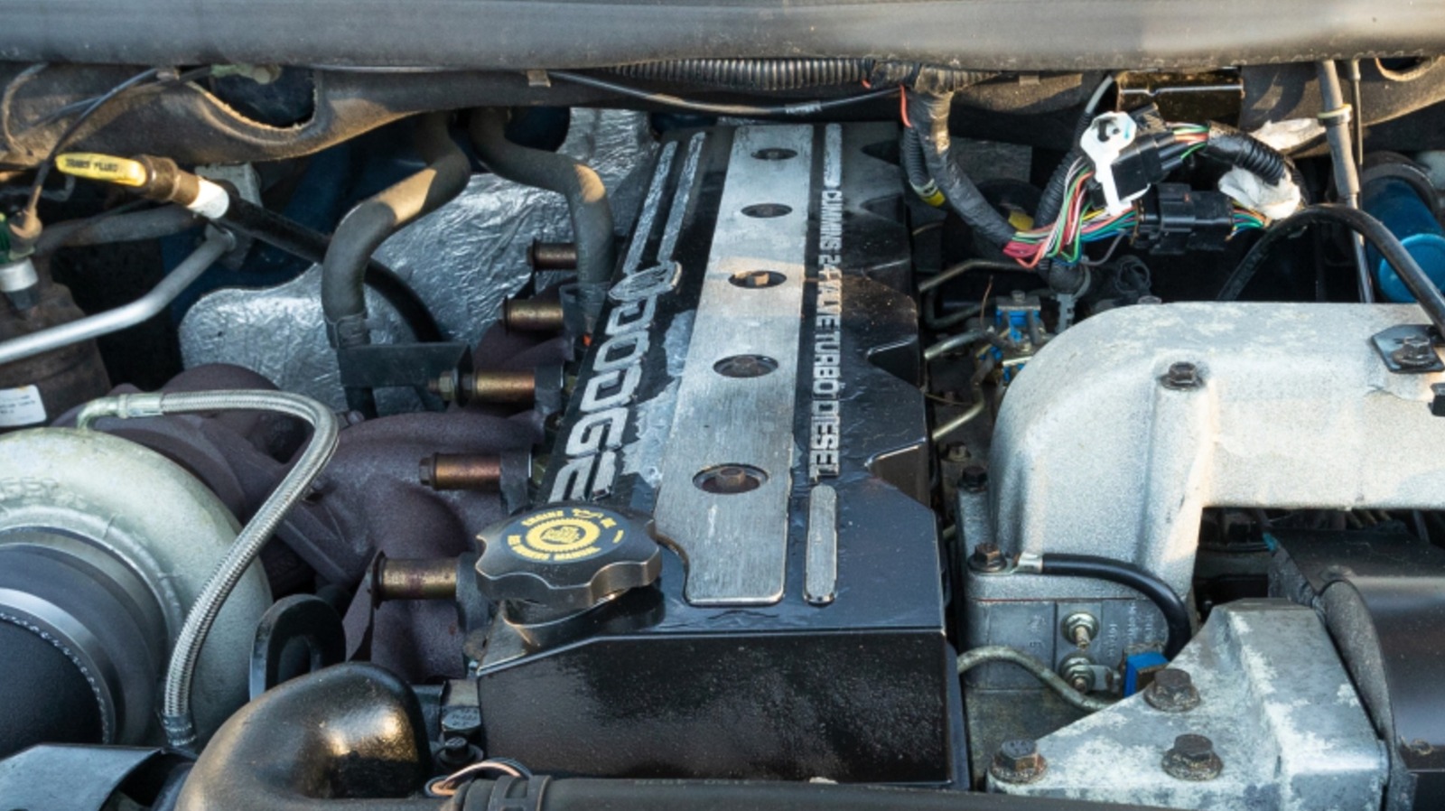 24 Valves cummins Engine-Everything You need to know, image size:1600x898