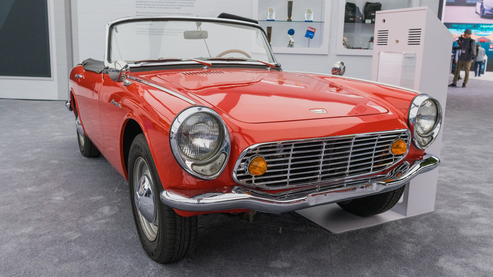 How Honda's S600 Sports Car Reached 9,500 RPM With Nearly Zero Oil Pressure