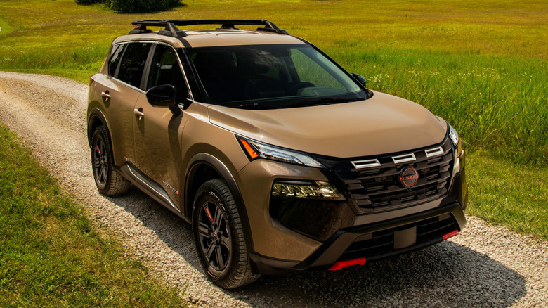 2025 Nissan Rogue Rock Creek edition