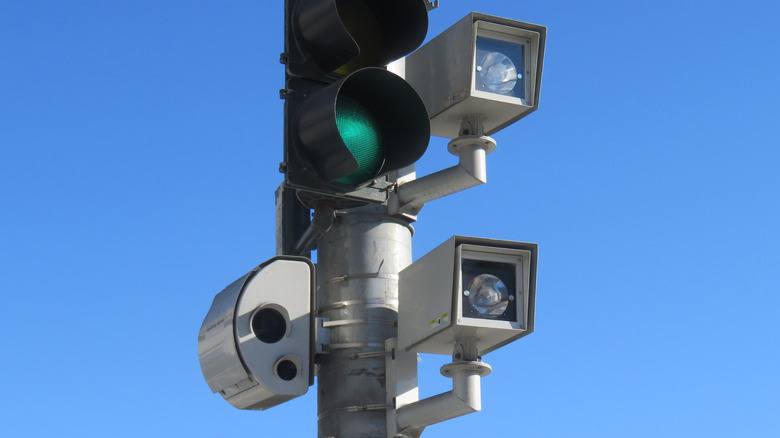 A red light camera at the intersection of 4th Street and Harrison Street in San Francisco in October 2020