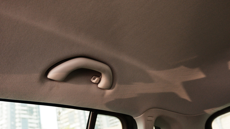 Fabric headliner of a VW Tiguan