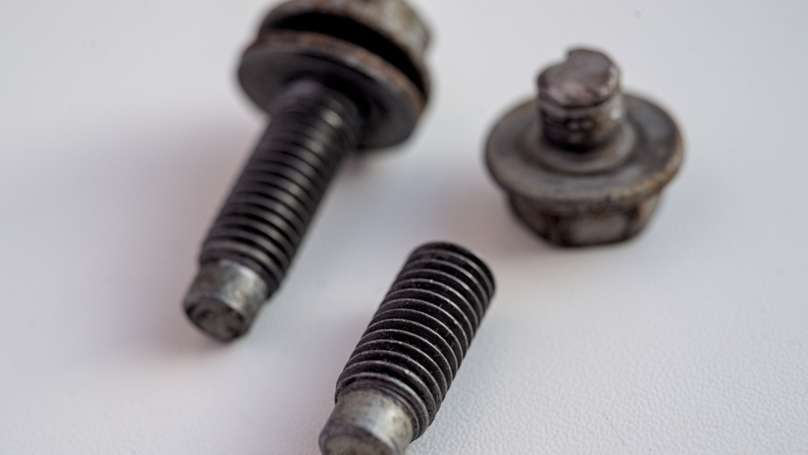How To Remove A Stuck Bolt (without Breaking It)