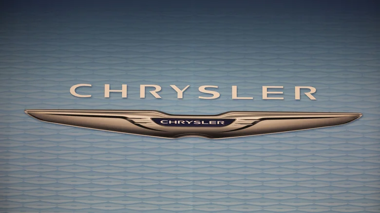 Как Уолтер Chrysler Turned Failing Maxwell попал в американский Chrysler Corporation In 1925