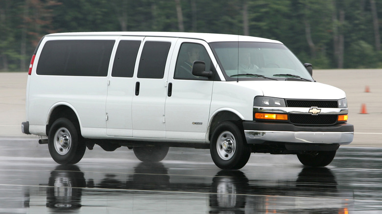 2003 Chevy Express drives on a wet test track