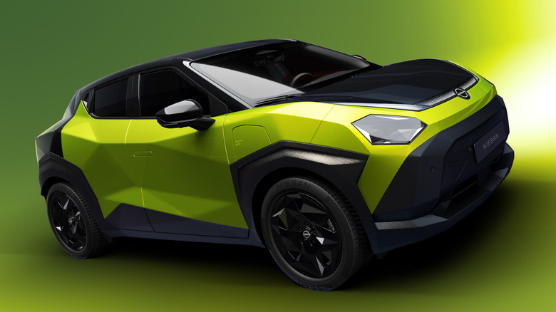 Front 3/4 view of a green Nissan Juke EV