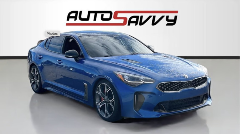 A blue kia stinger
