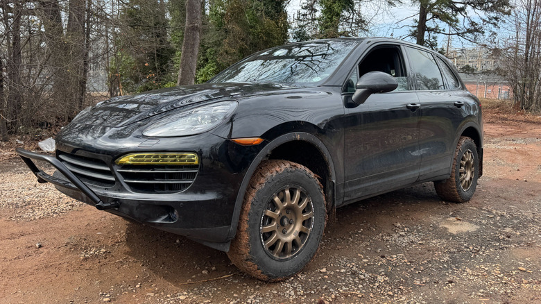Lifted Porsche Cayenne at EuroWise