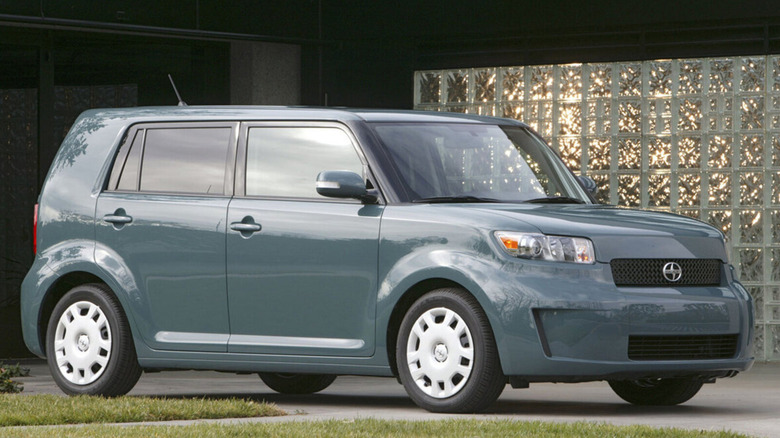 Grey Scion xB