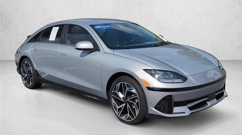 Silver Hyundai Ioniq6