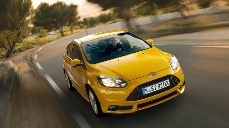 Yellow 2013 Ford Focus ST