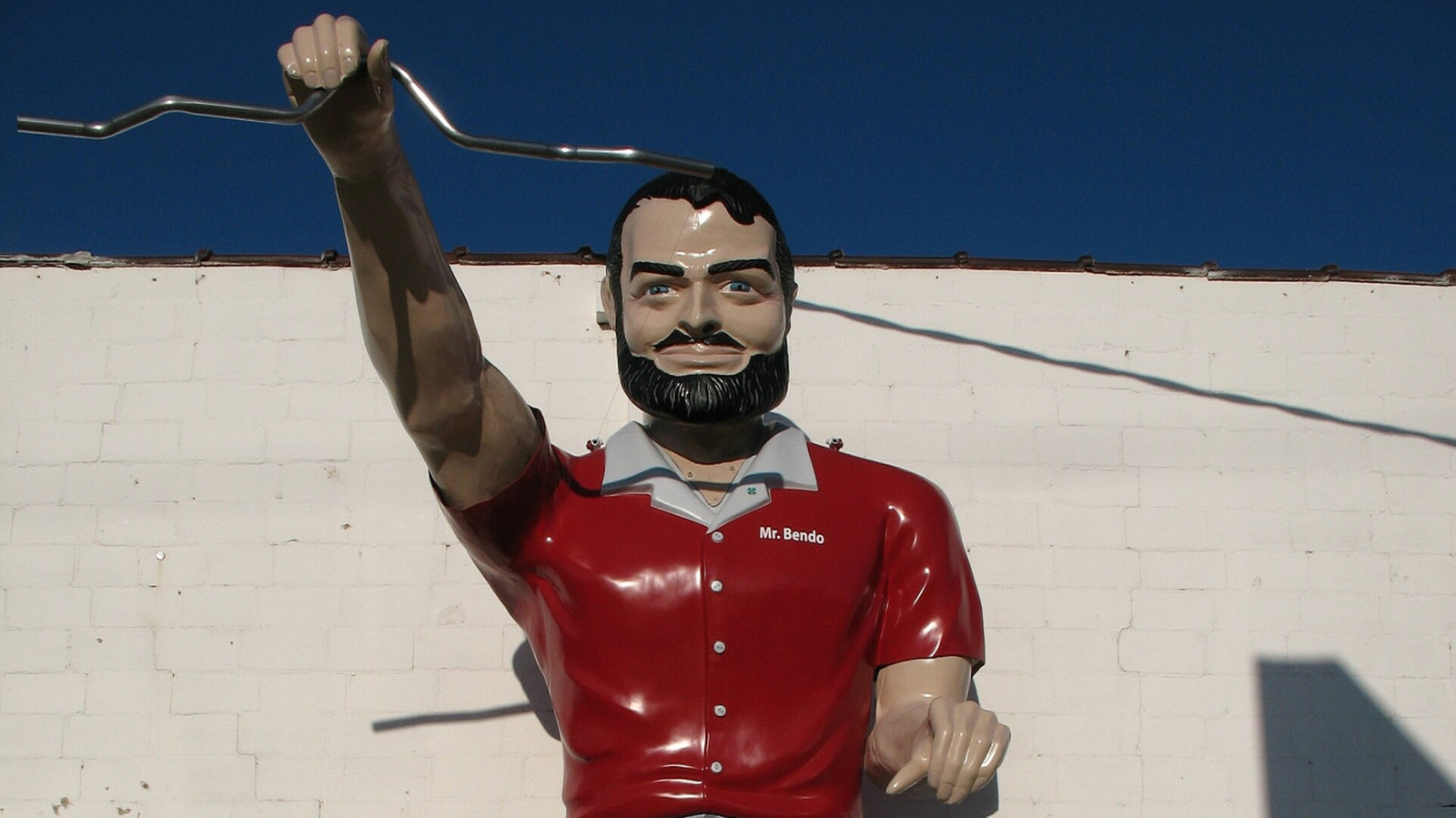 If You've Never Heard Of Mr. Bendo And The Muffler Men, Settle In For Some History