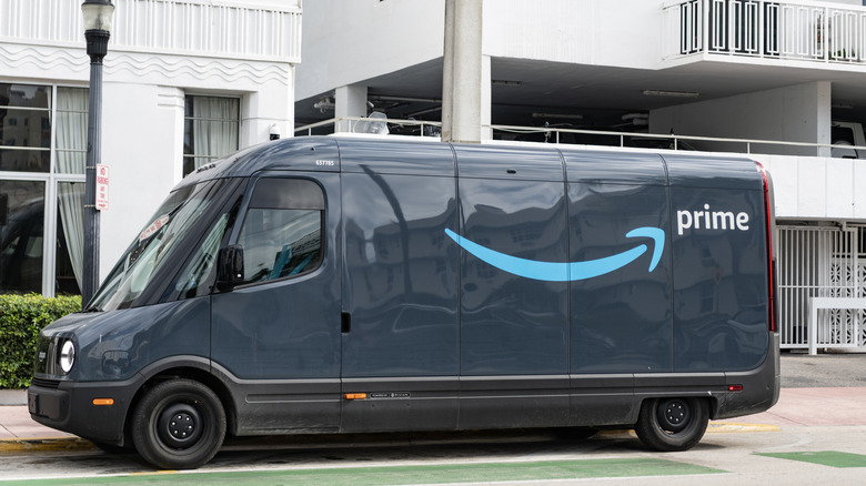 Rivian EDV Electric Delivery Vehicle Amazon Prime cargo van car