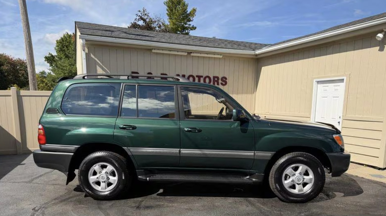 A green 200 Land Cruiser