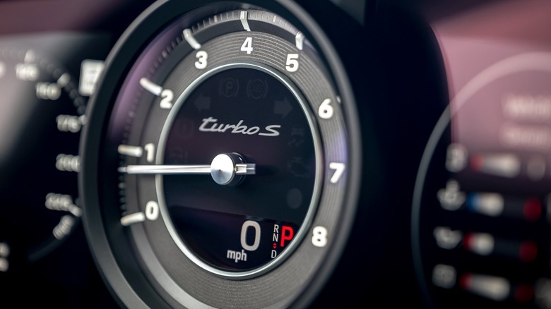 A Porsche 911 Turbo S tachometer