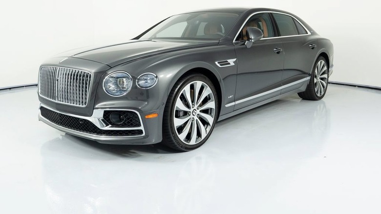 Grey Bentley Flying Spur