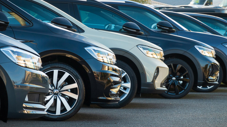 A Volkswagen dealership lineup