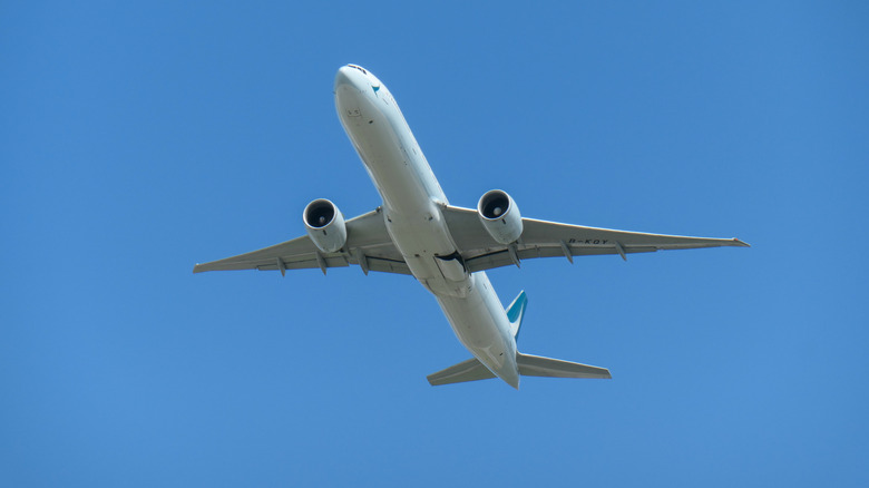 Boeing 777-300