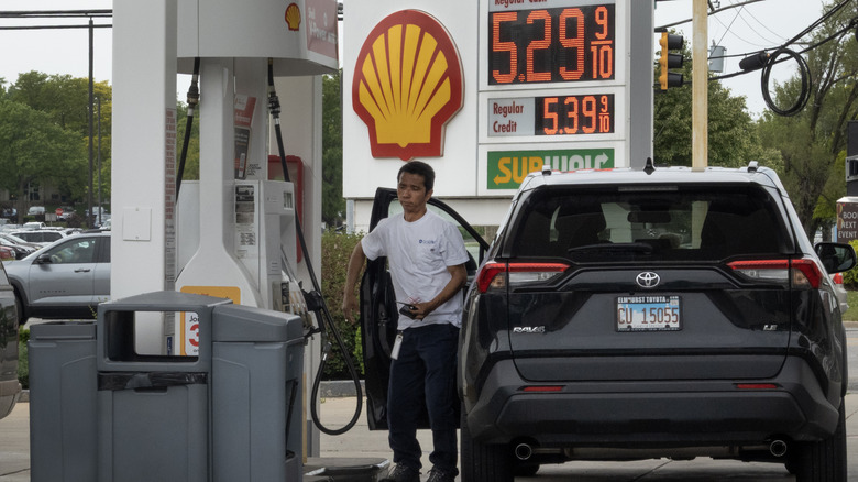 Gas prices are displayed at a Shell gas station on May 21, 2026 in Mount Prospect, Illinois.