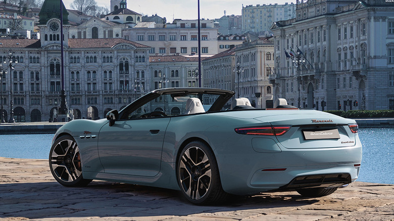 2027 Maserati GranCabrio Folgore rear 3/4