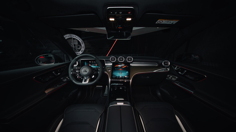 2027 Mercedes-AMG GLC53 4Matic+ interior