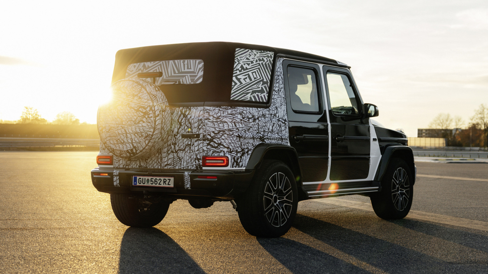 Mercedes-Benz Starts Testing New G-Class Cabriolet As An Early Holiday Gift To Me Specifically