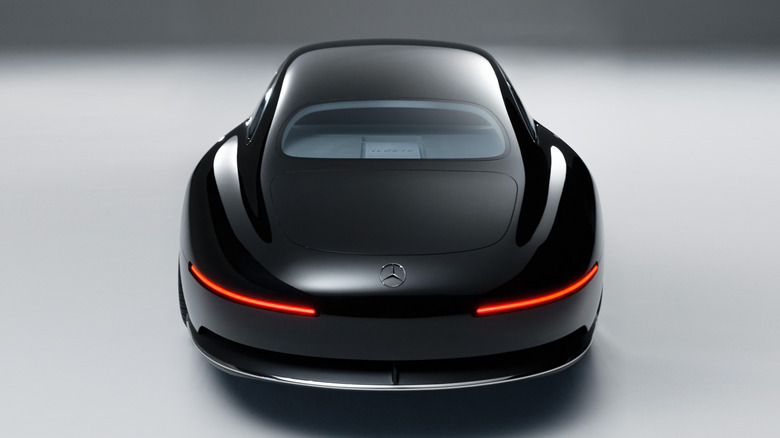 Rear end of the Mercedes-Benz Vision Iconic concept