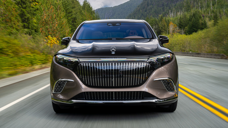 Mercedes-Maybach EQS 680 hard front