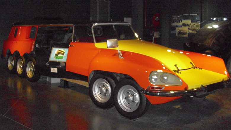 A Citroën PLR Michelin tire test vehicle in a museum exhibit