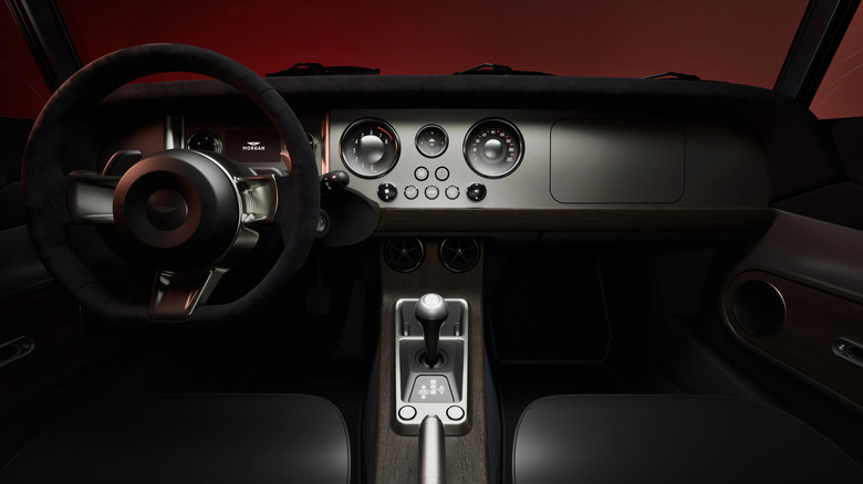 Morgan interior, with gauges in the center