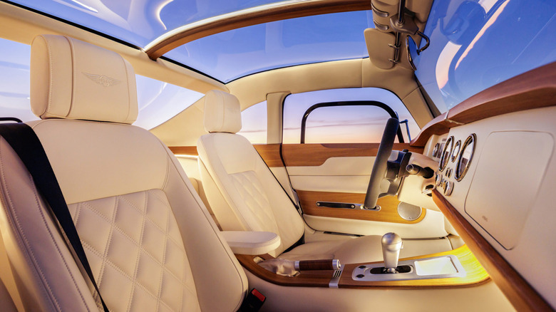 Morgan Midsummer Coupe interior.