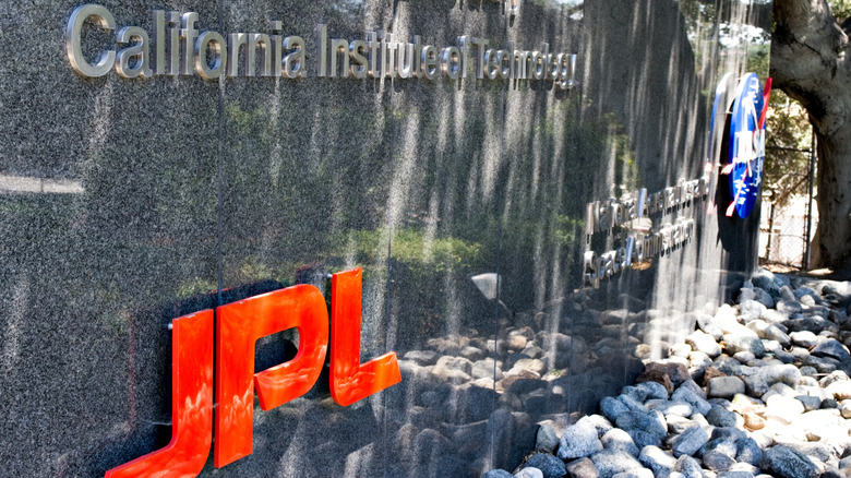 The sign at the entrance of JPL