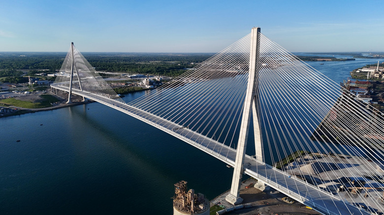 the gordie howe bridge during the day
