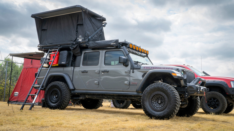 A grey Jeep Wrangler each group up for overlanding and overnight camping.