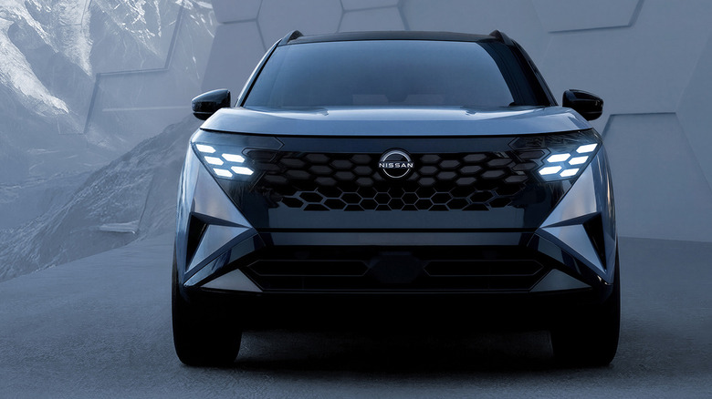 Front end of a silver 2027 Nissan Rogue e-Power