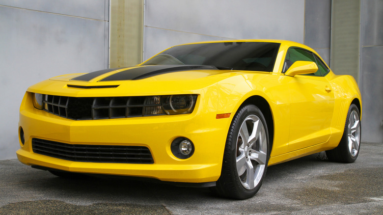TRANSFORMERS Chevrolet Camaro (Bumblebee Robot) attraction at Universal Studio Singapore
