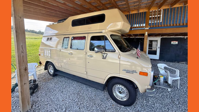 Tan G20 camper van