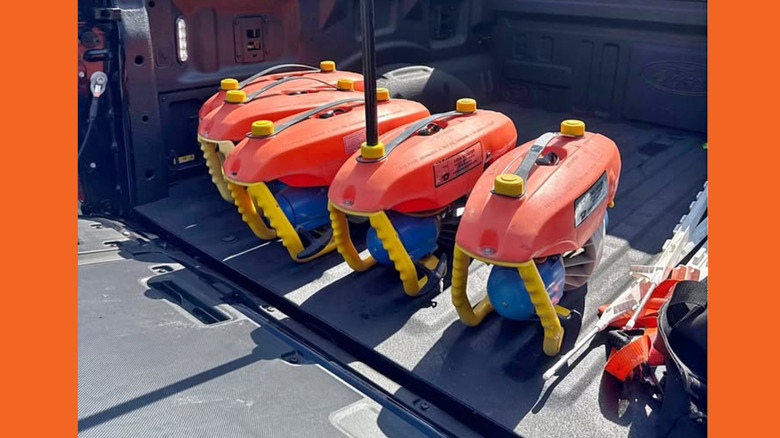 I'm gonna be honest, these just look like gas canisters