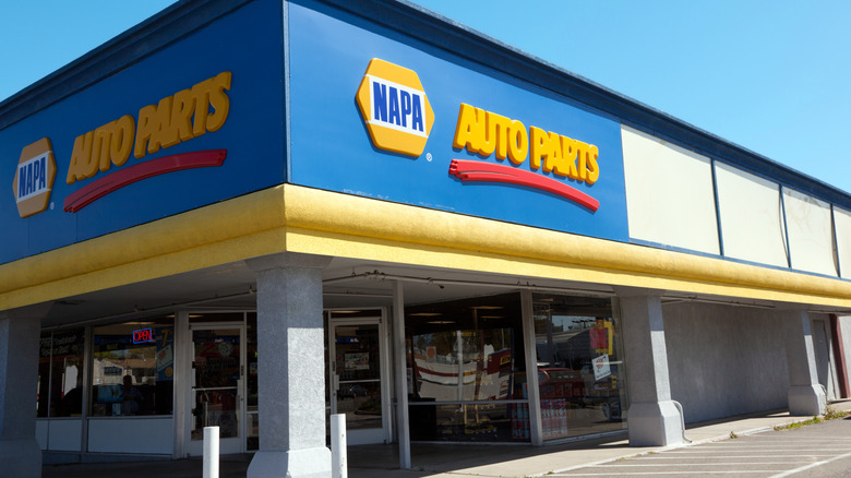 A strip mall Napa auto parts store