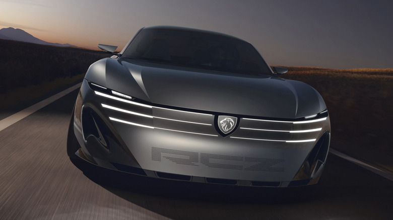 Front end of the Peugeot RCZ Vision concept
