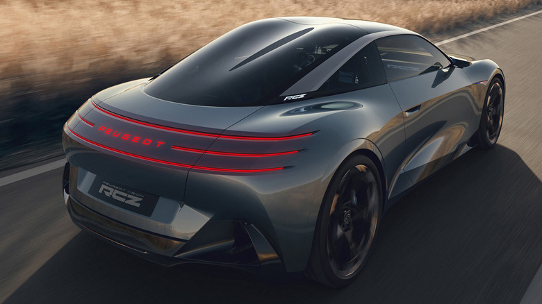 Rear 3/4 view of the Peugeot RCZ Vision concept