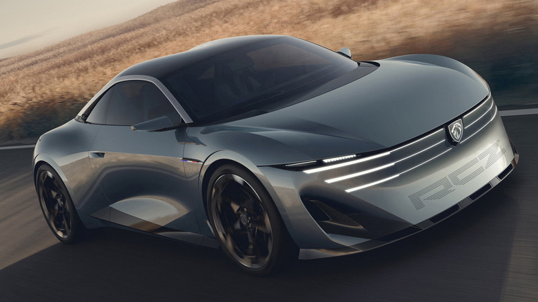 Front 3/4 view of the Peugeot RCZ Vision concept