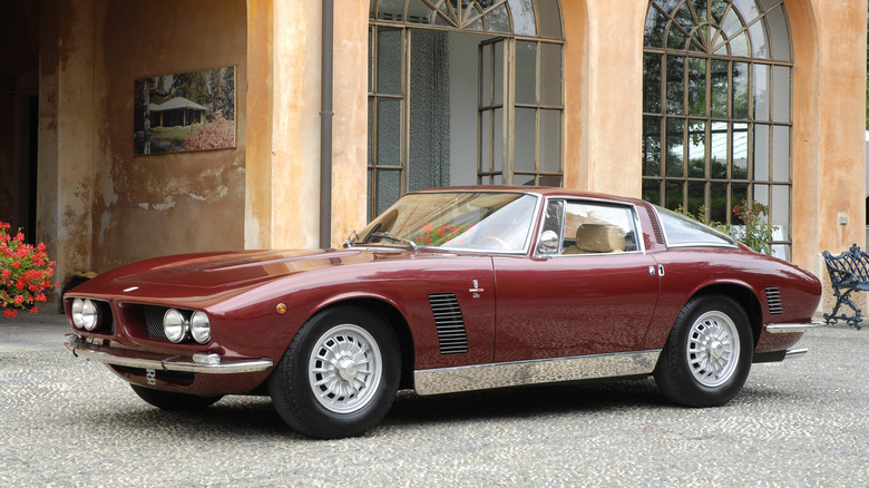 Iso Grifo parked in a piazza in Italy