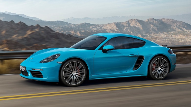 Porsche 718 Cayman