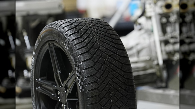 Continental VikingContact 8 tire