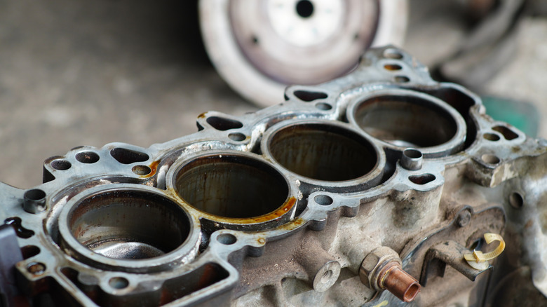Cylinder block